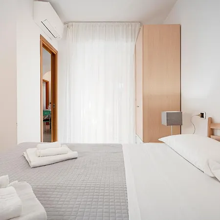 Residenza Raggio Ριτσιόνε